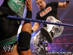 Tommy Dreamer-26.06.09 3