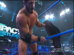 Austin Aries 24.05.12 5