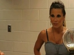 Mickie James 4