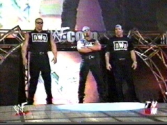 nWo8 5