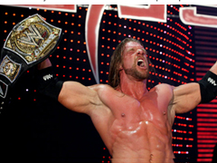 HHH NEW CHAMP