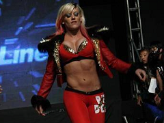 Taya (28)