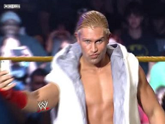 Tyler Breeze (3)